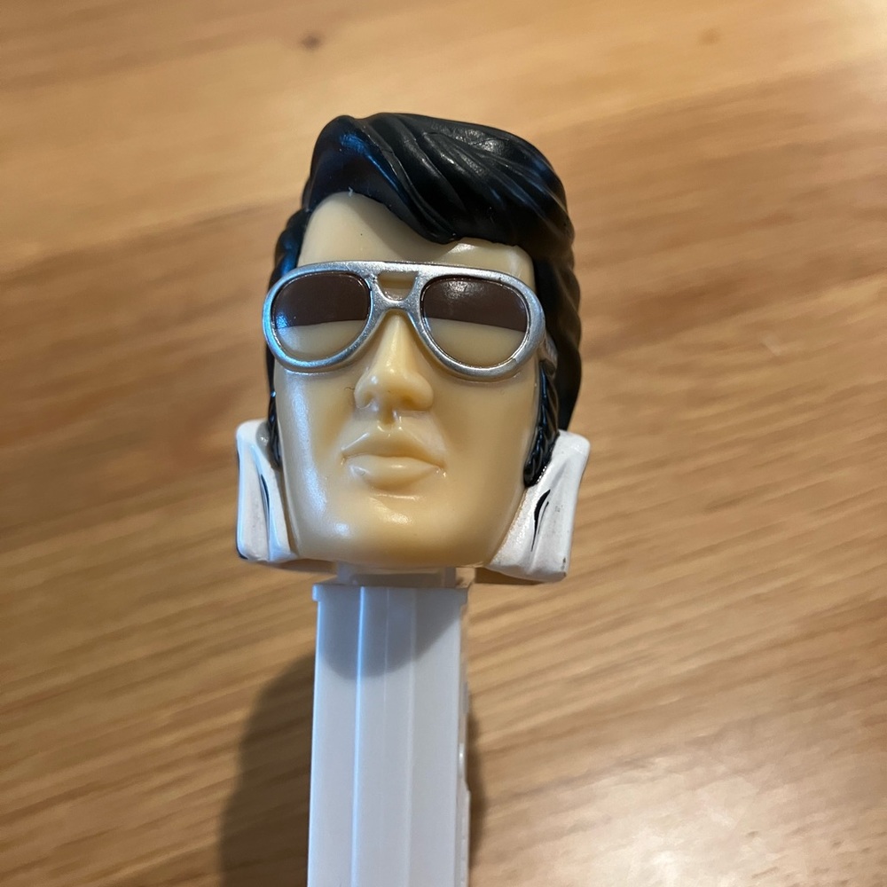 Elvis Presley PEZ Dispenser - Black and White